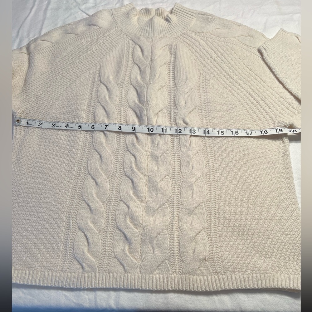 NWOT Merino Blend Banana Republic Ivory Pura Merino-Blend Sweater Sz M - Picture 8 of 9